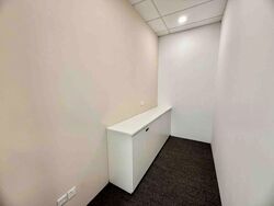Oue Downtown (D1), Office #519729801